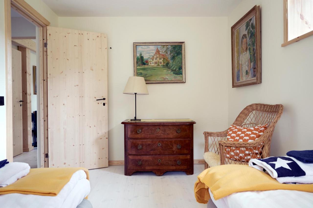 Villa Spectacular 6-Bed House In Beautiful Manor Park Mariefred Esterno foto