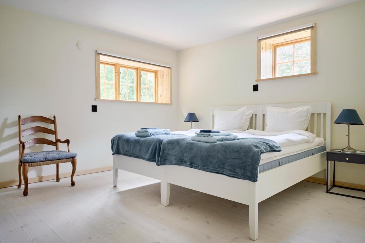 Villa Spectacular 6-Bed House In Beautiful Manor Park Mariefred Esterno foto